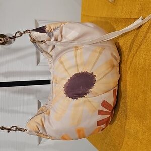 Vince Camuto Harlo Oversized Sunflowers Abstract Crossbody EUC